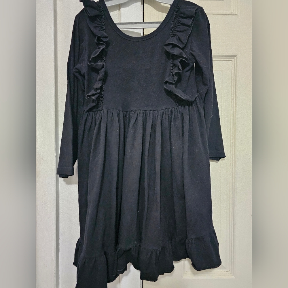 Girls ruffle dress